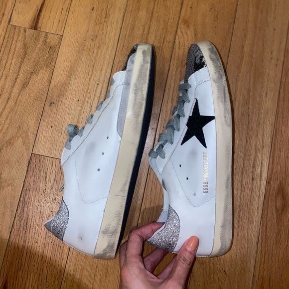 Golden Goose Superstar Sequin Low-Top Sneakers - Picture 6 of 8